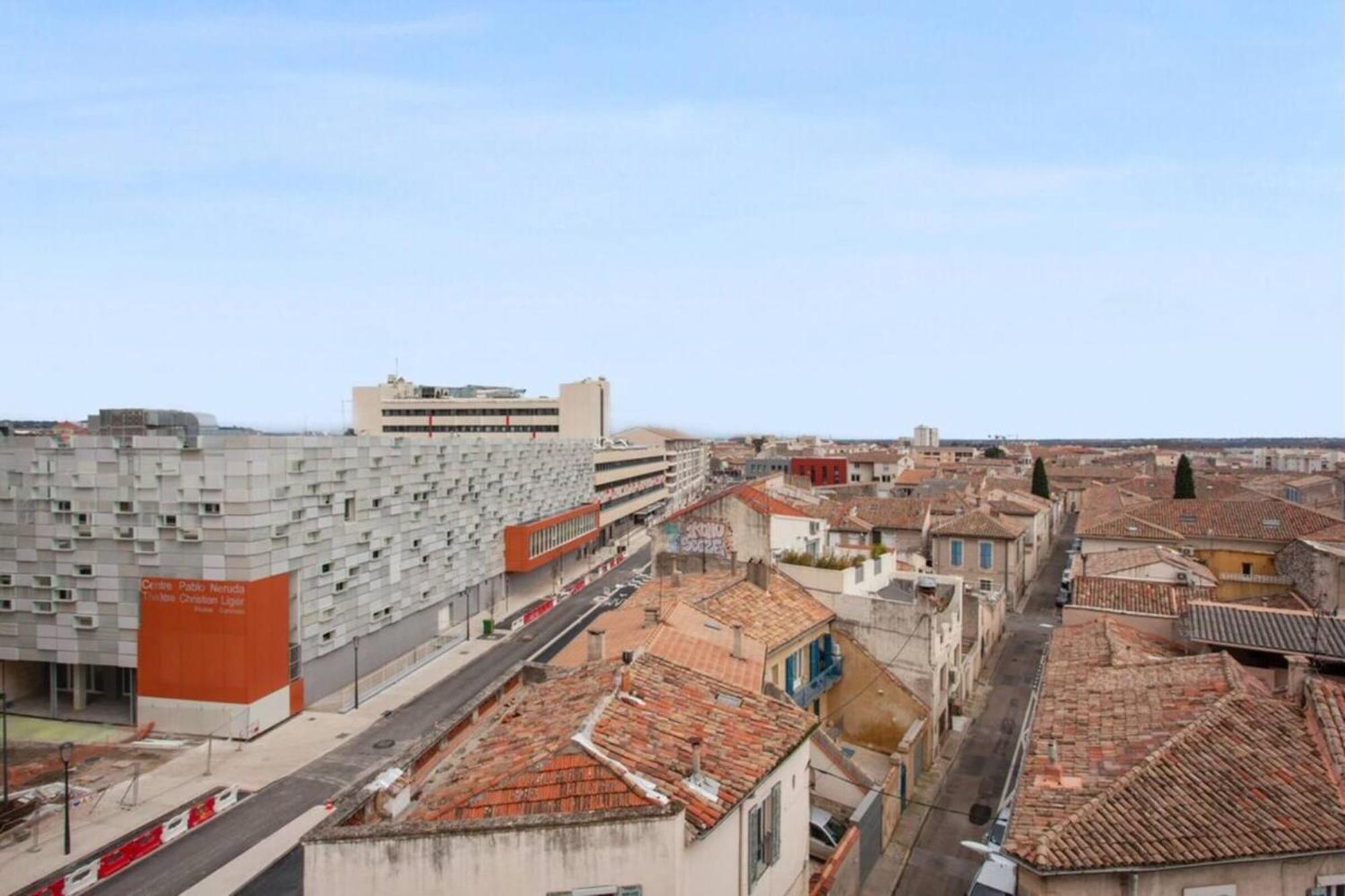 Atlas - Ovalia Nîmes Extérieur photo