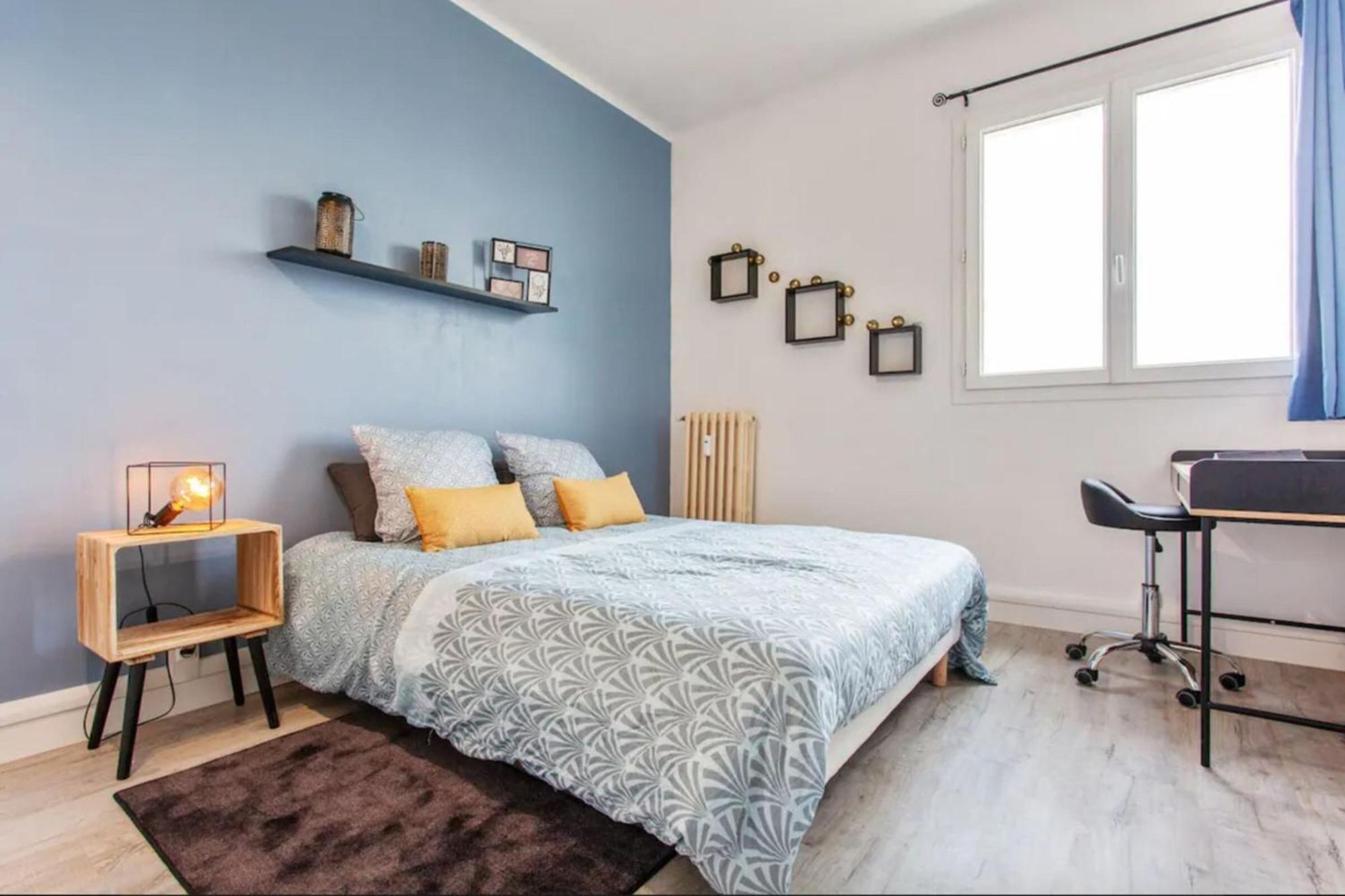Atlas - Ovalia Nîmes Extérieur photo