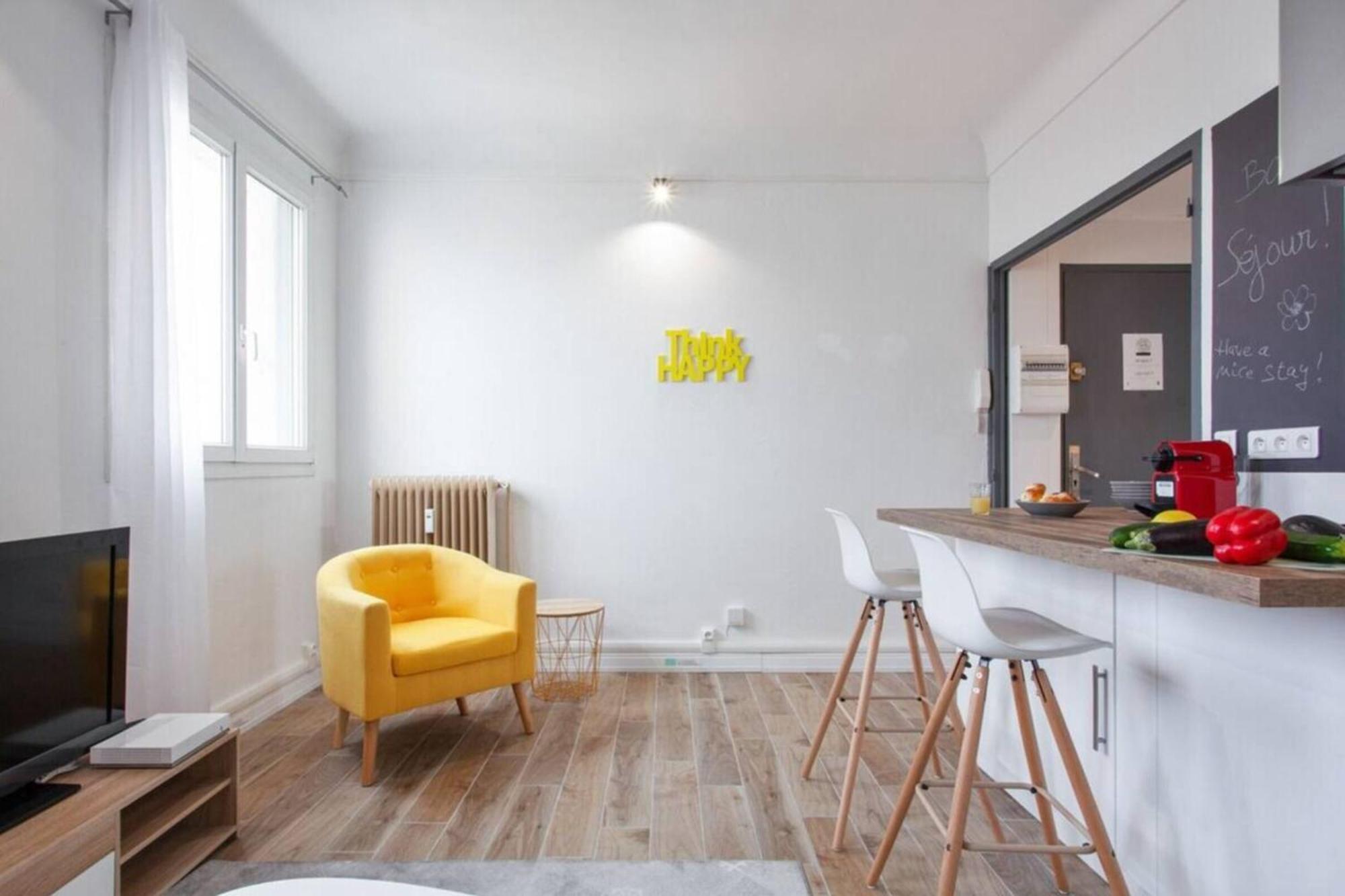 Atlas - Ovalia Nîmes Extérieur photo